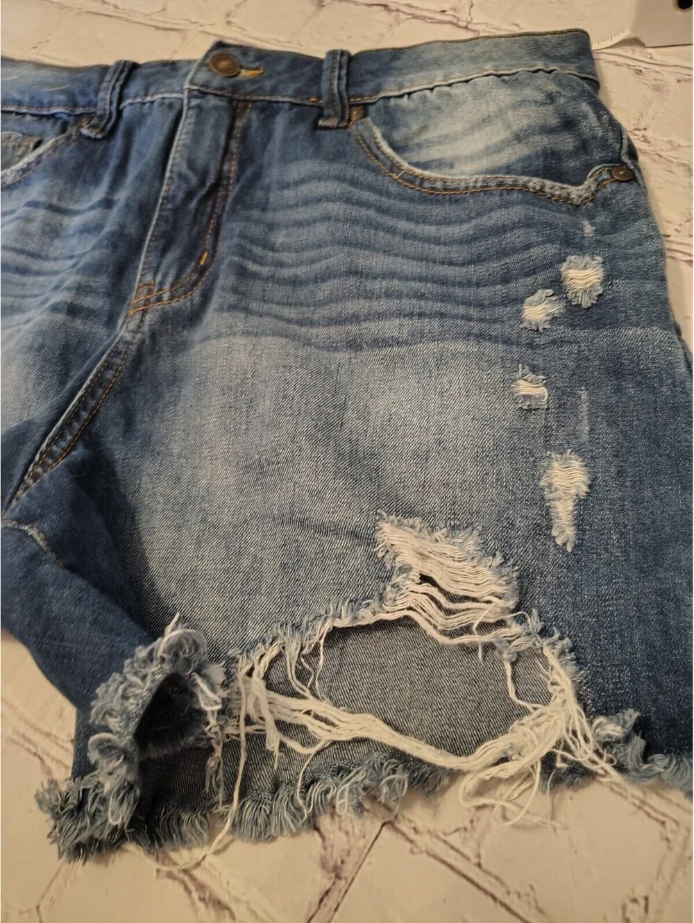 SoundStyle Vintage Reunion Distressed Denim Shorts 10